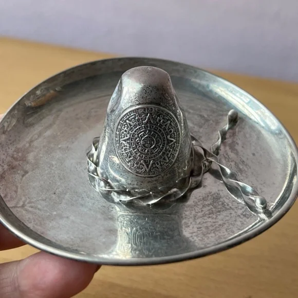 HEAVY Mexican Sombrero Hat 925 SS trinket jewelry ring dish Mayan Aztec Calendar